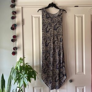 Sleeveless rayon dress